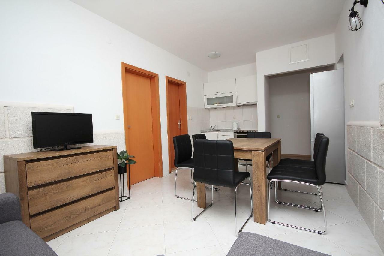 Apartmani Sulenta Tucepi Luaran gambar
